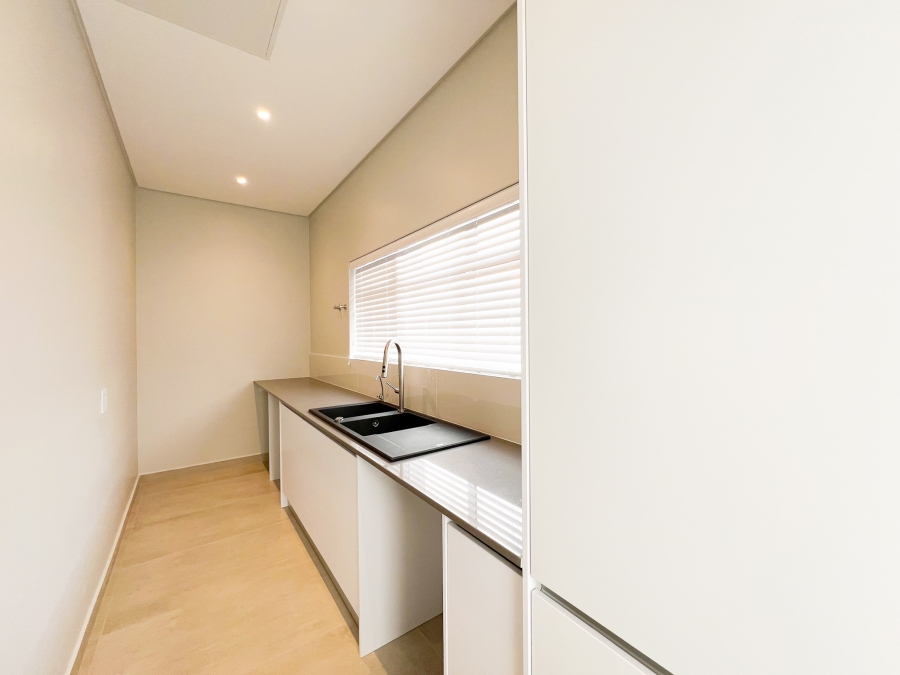 4 Bedroom Property for Sale in Country Club Western Cape